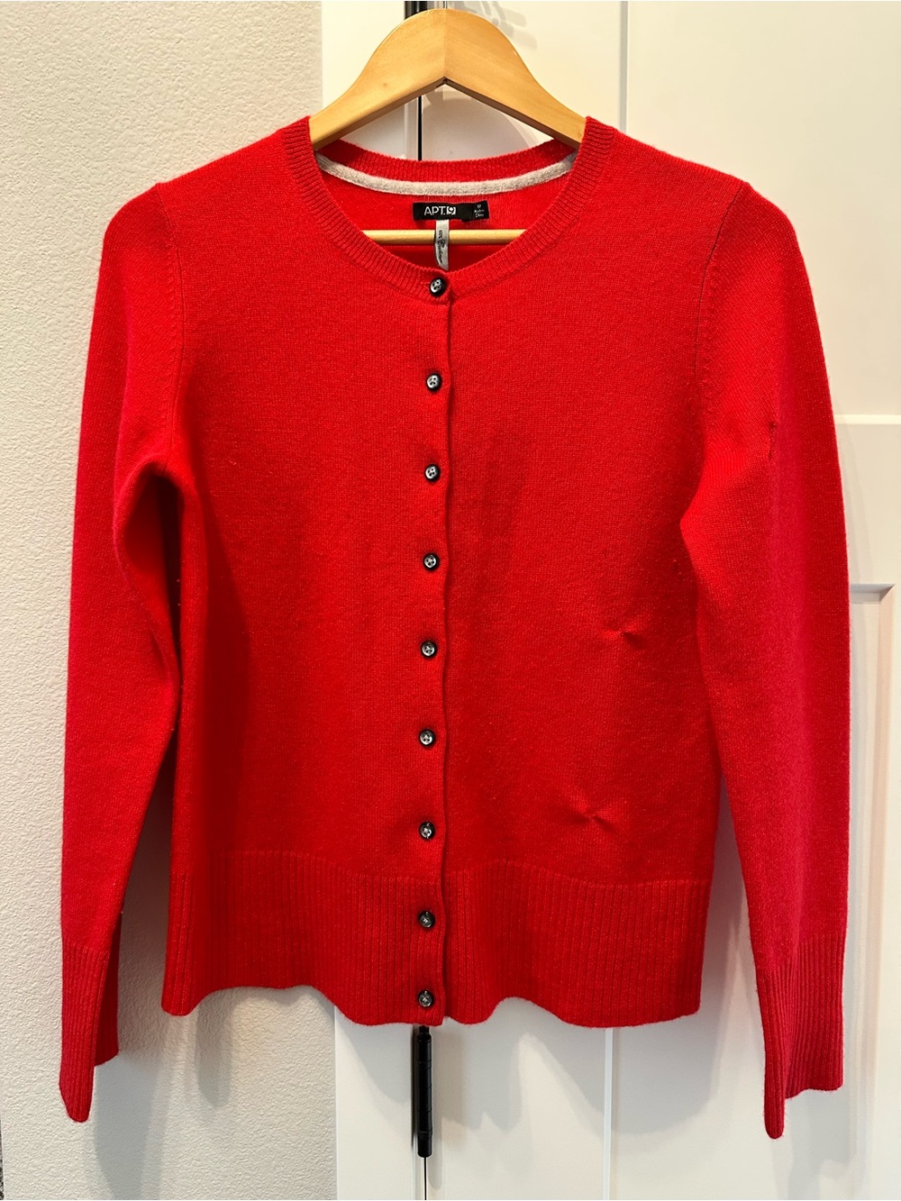 APT. 9 Women's Classic Red Button-Front Cardigan Sweater 100% cashmere size M